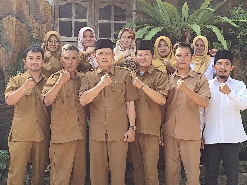 Ruang Kepsek / Guru